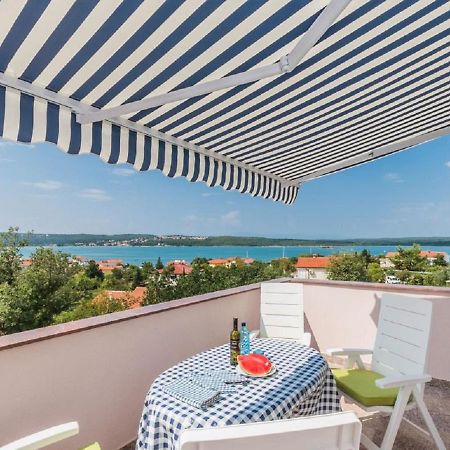 Apartment F-3 Klimno Zewnętrze zdjęcie