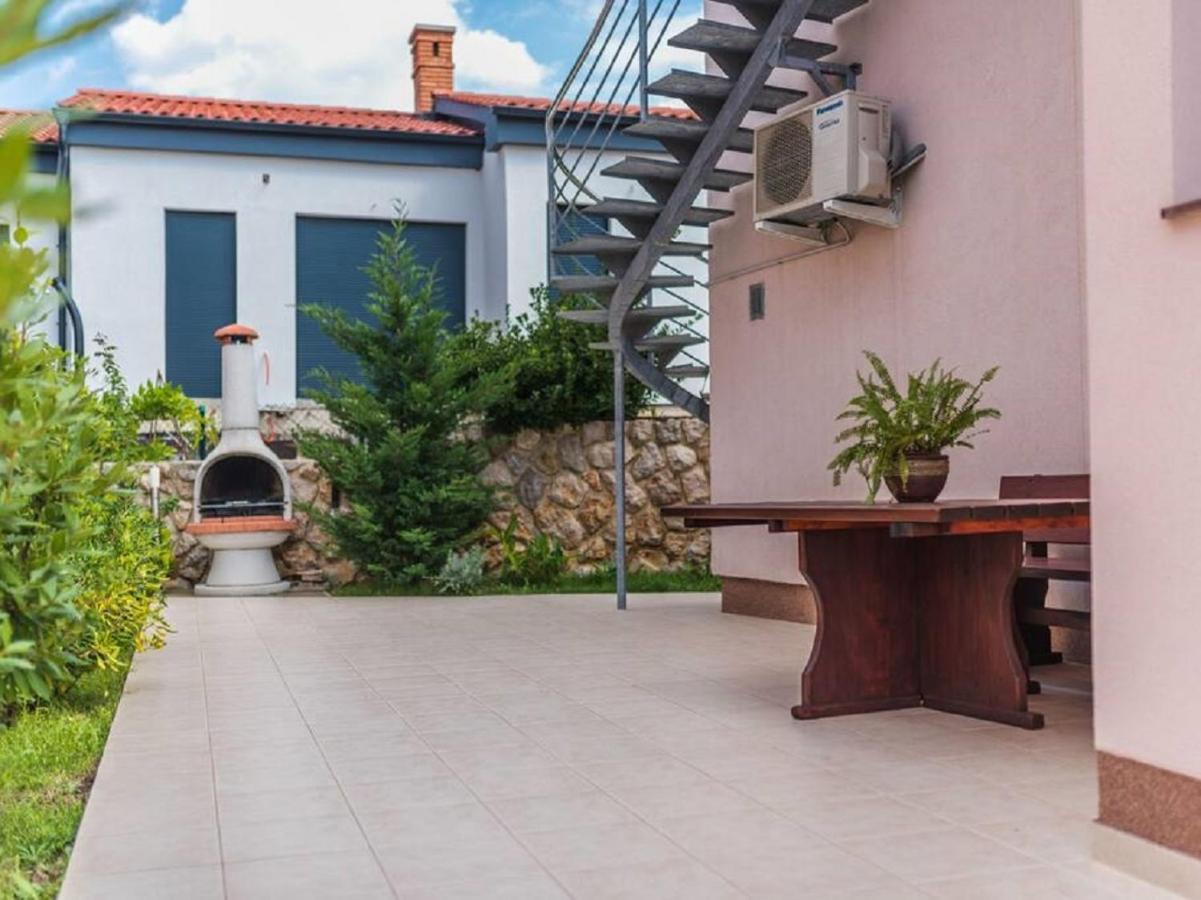 Apartment F-3 Klimno Zewnętrze zdjęcie